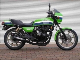 Ｋａｗａｓａｋｉ　Ｚ１０００Ｒ１