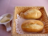 京都のフランス料理店ＬＡ ＴＡＢＬＥ ＤＥ ＴＨＩＥＲＲＹ のパン